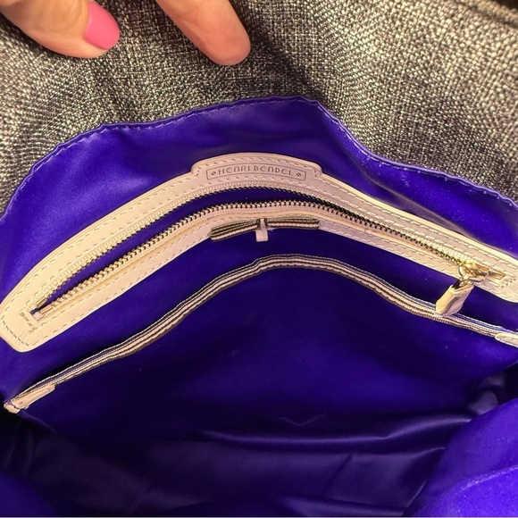 Henri Bendel Jetsetter grey/black Nylon Convertible Backpack/ Crossbody Bag - Picture 6 of 11